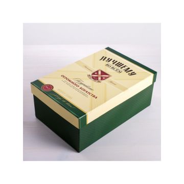 Коробка 25*16,5*10,5 «Лучшему во всём»